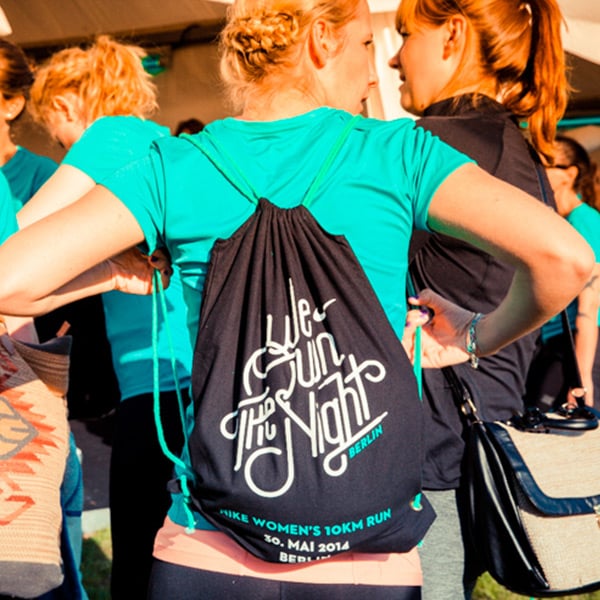 mochila deportiva estampada