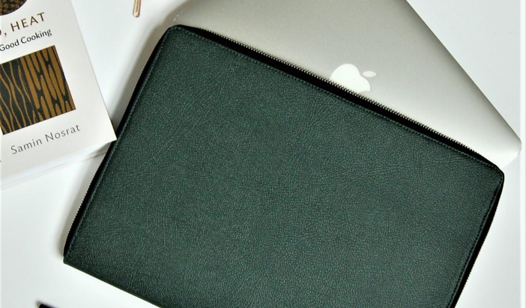 vegan-faux-leather-laptop-sleeves vegan-faux-leather-laptop-sleeves